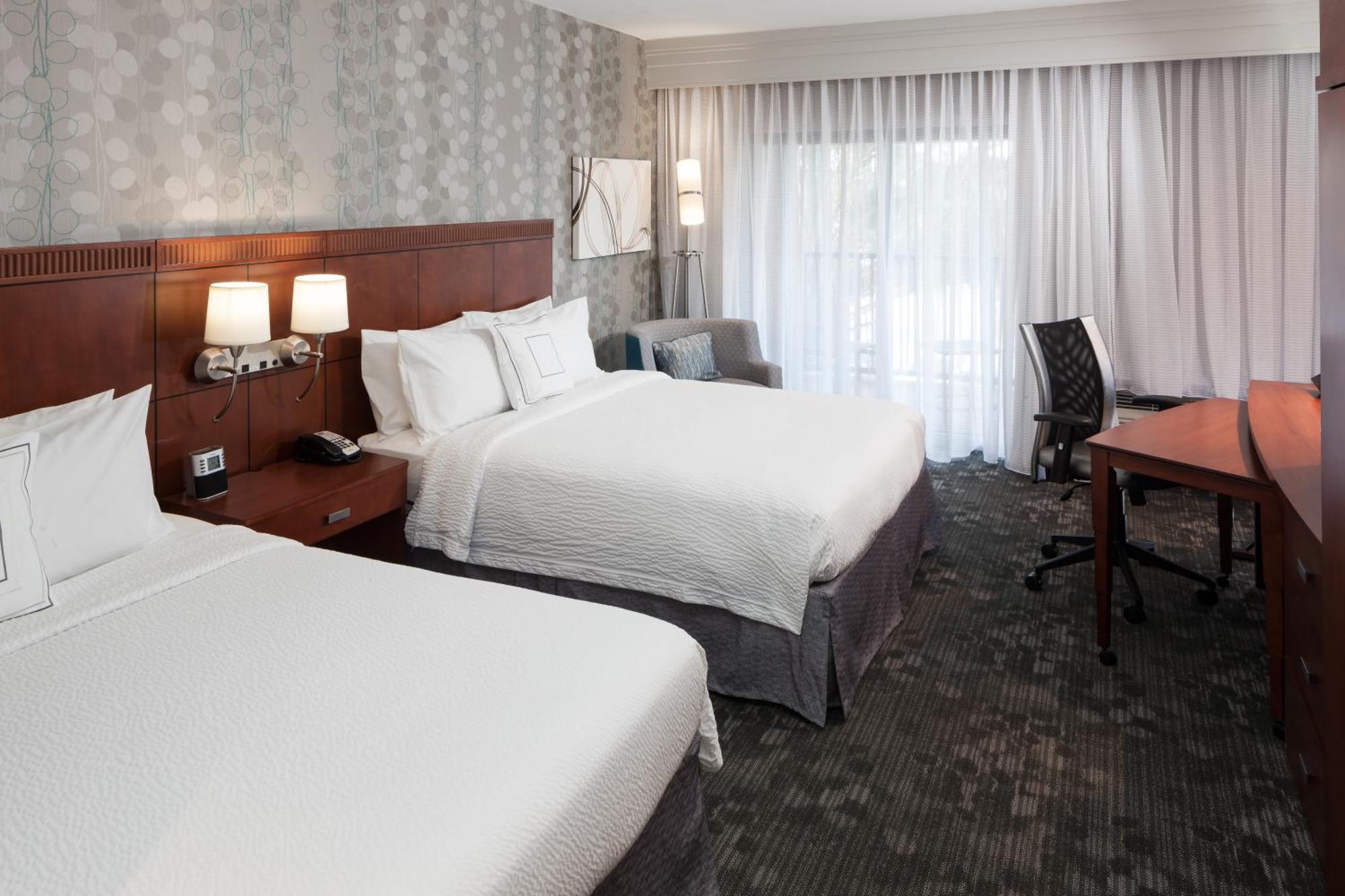 Courtyard By Marriott Miami At Dolphin Mall Sweetwater Extérieur photo